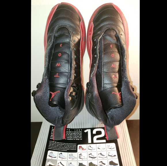 Air Jordan 12 Retro - Picture 3 of 7